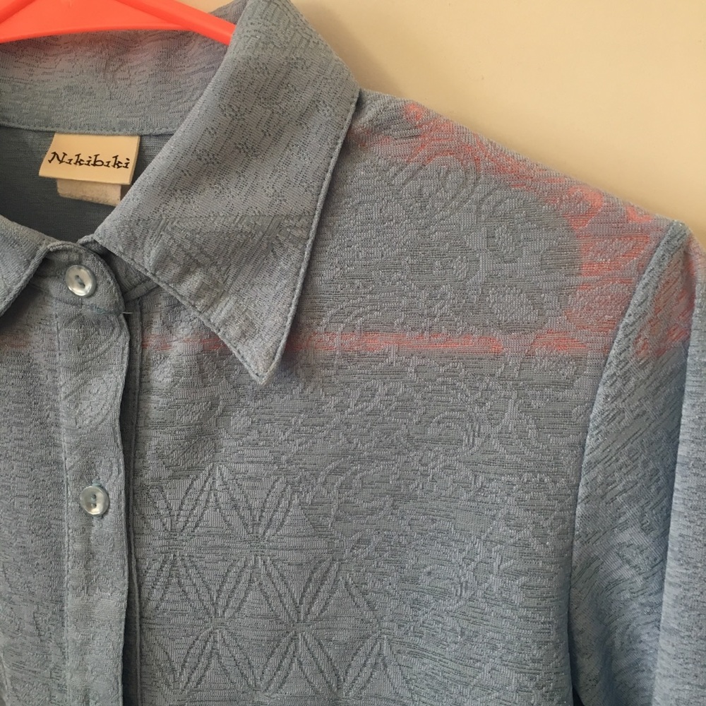 Blouse - Picture 2 of 7